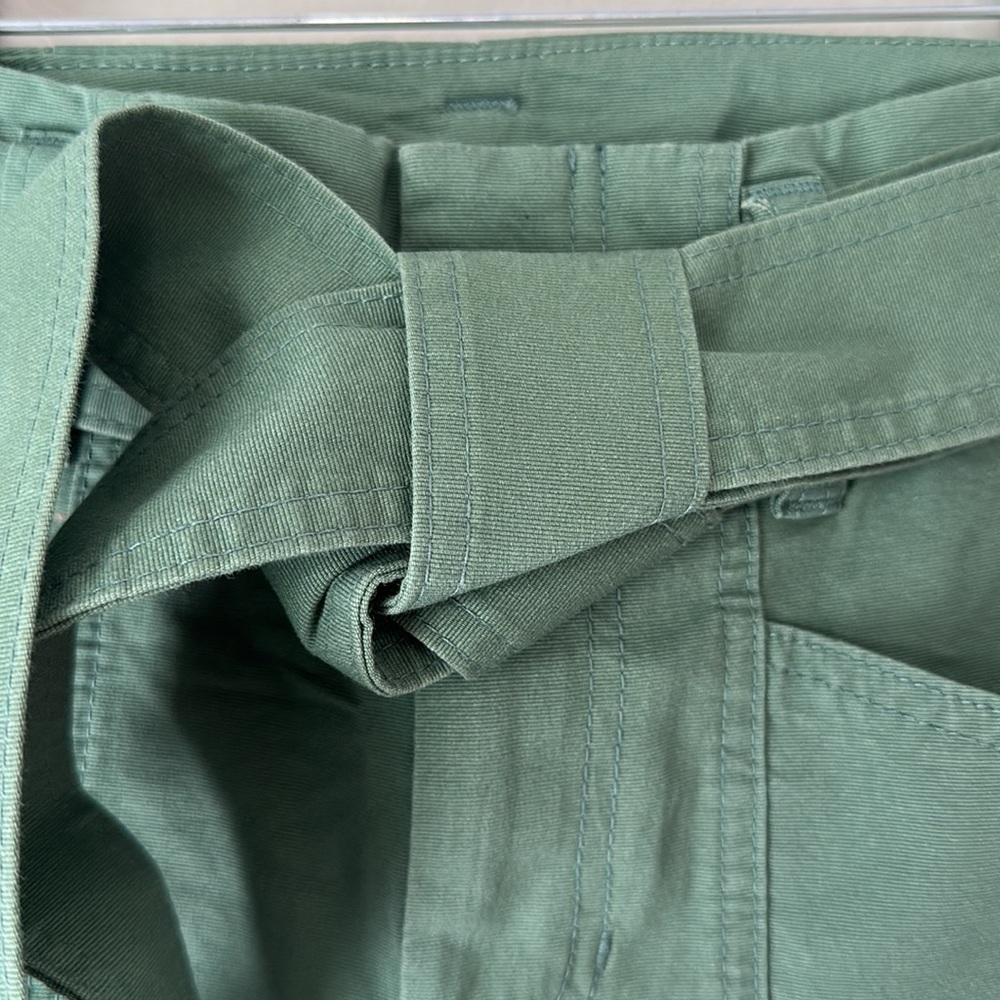 Women's Size 0 Pants Green Cargo A New Day Belt - Picture 3 of 4
